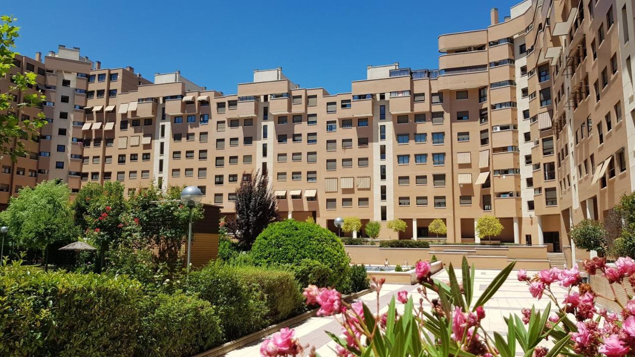 Residencial En Madrid Alquiler De Corta Estancia No Turistico Eksteriør bilde