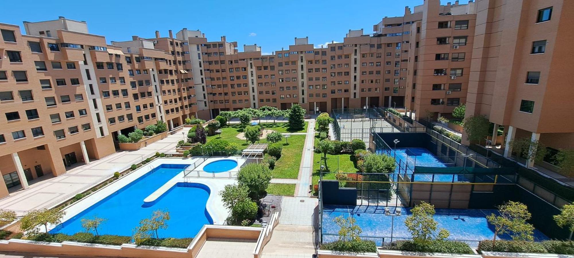 Residencial En Madrid Alquiler De Corta Estancia No Turistico Eksteriør bilde